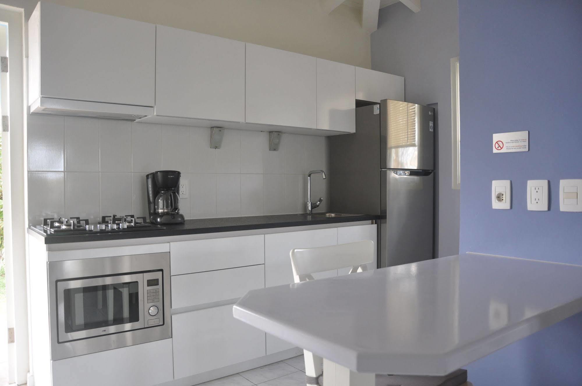Blue Bay Lodges Curacao Exterior foto